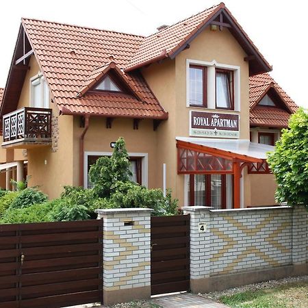 Royal Apartman Hajdúszoboszló Dış mekan fotoğraf