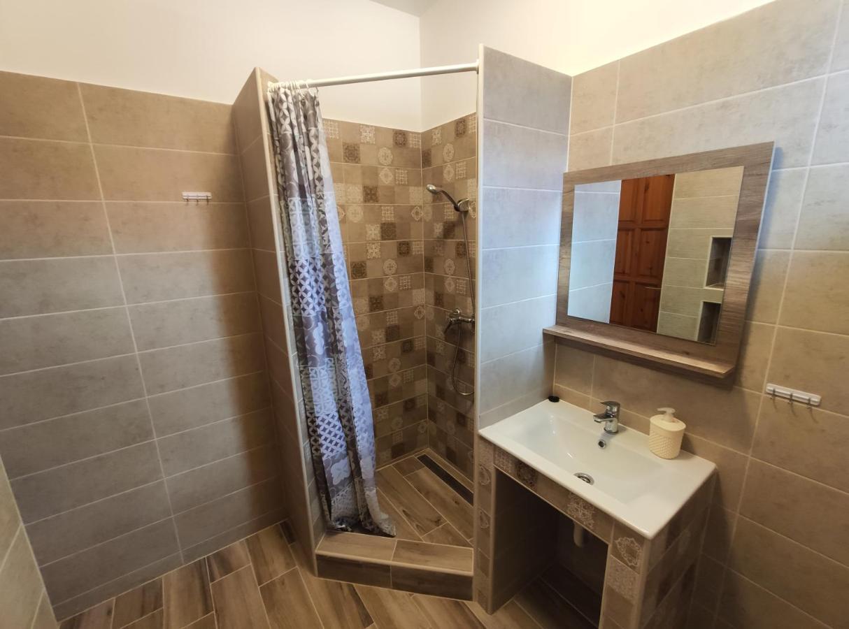 Royal Apartman Hajdúszoboszló Dış mekan fotoğraf