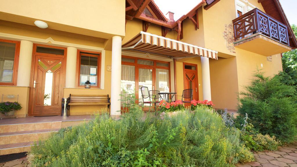 Royal Apartman Hajdúszoboszló Dış mekan fotoğraf