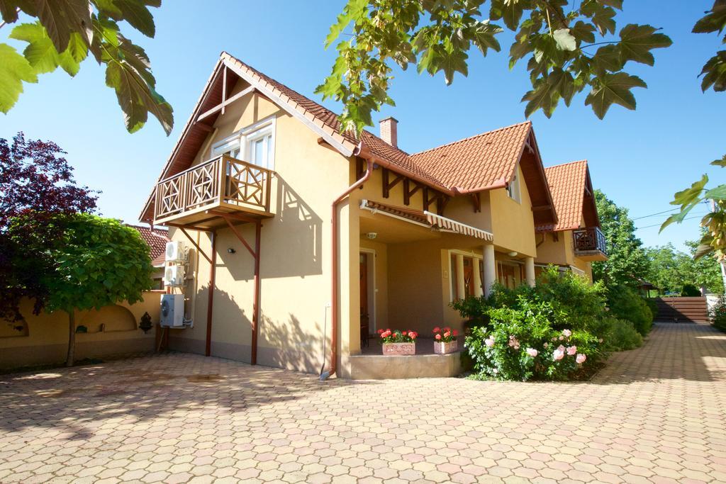 Royal Apartman Hajdúszoboszló Dış mekan fotoğraf